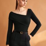 Polo Modelo Asimétrico Material RIB Algodón