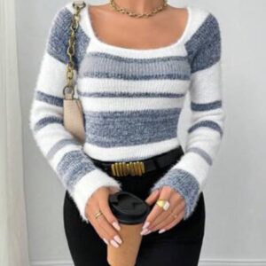 Chompas tejidas en hilo tipo Peluche cuello cuadrado